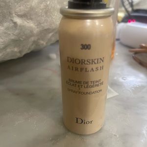 Diorskin airbrush makeup  air flash